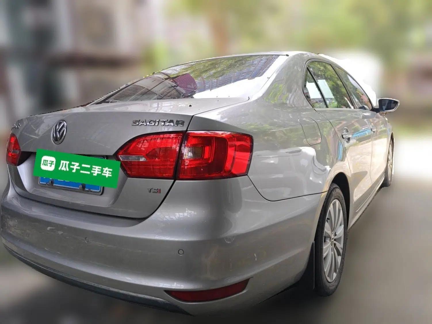 Volkswagen Sagitar 2014 Revised Version 1.4TSI Automatic Luxury Edition — миниатюра 6