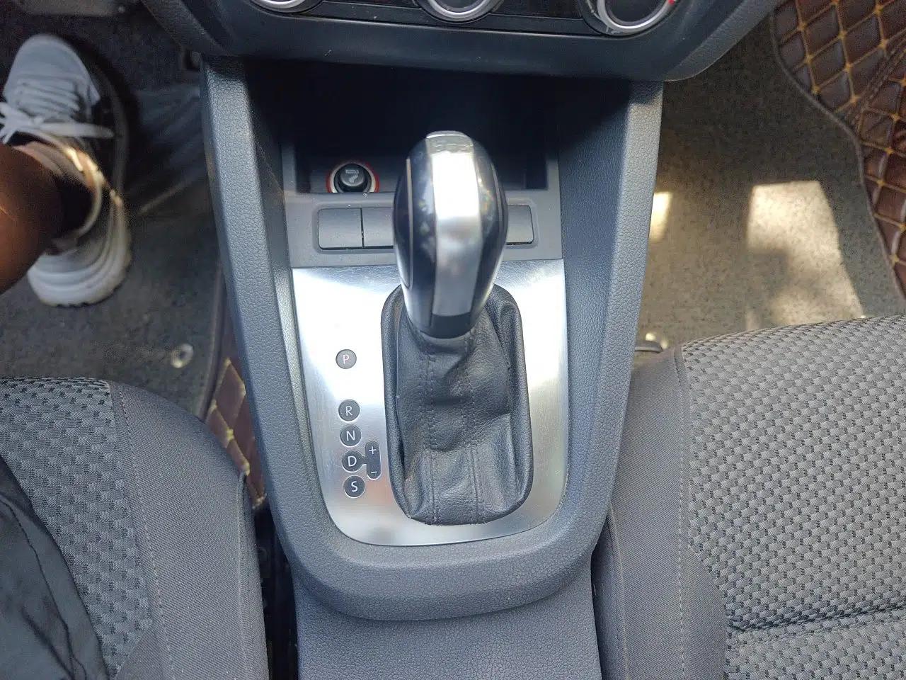 Volkswagen Sagitar 2012 1.4TSI Automatic Fashion Edition — миниатюра 14