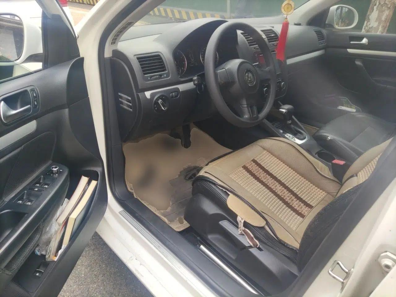 Volkswagen Sagitar 2010 1.4 TSI Automatic Tech Edition — миниатюра 16
