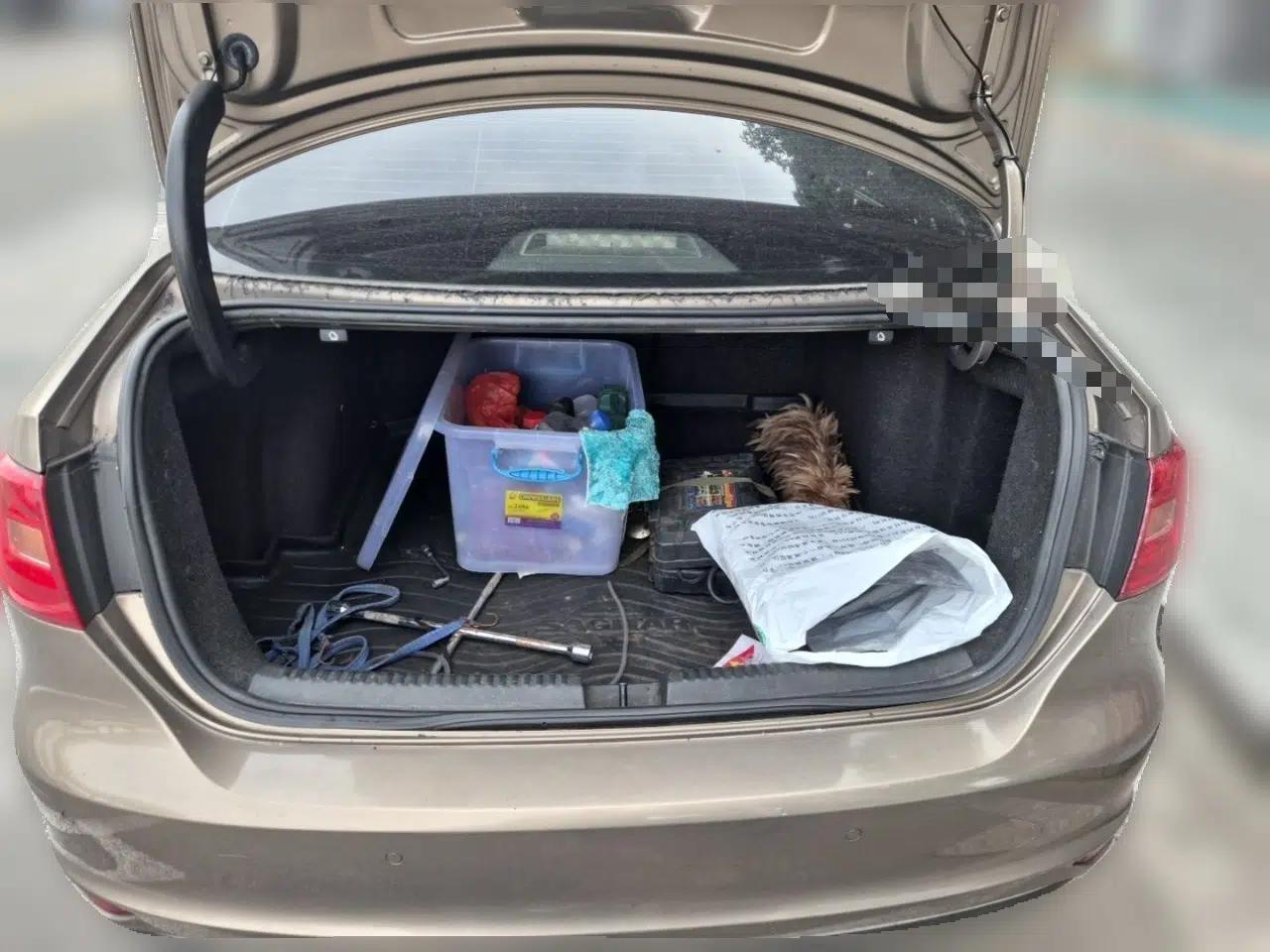 Volkswagen Sagitar 2014 1.6L Manual Comfort Model — миниатюра 19