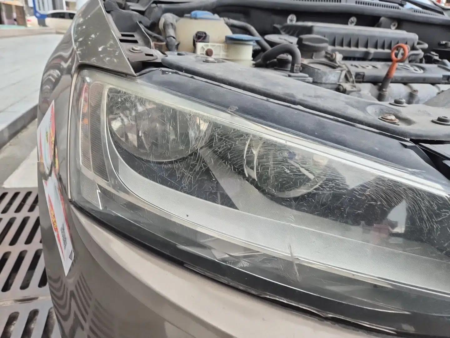 Volkswagen Sagitar 2014 1.6L Manual Comfort Model — миниатюра 7