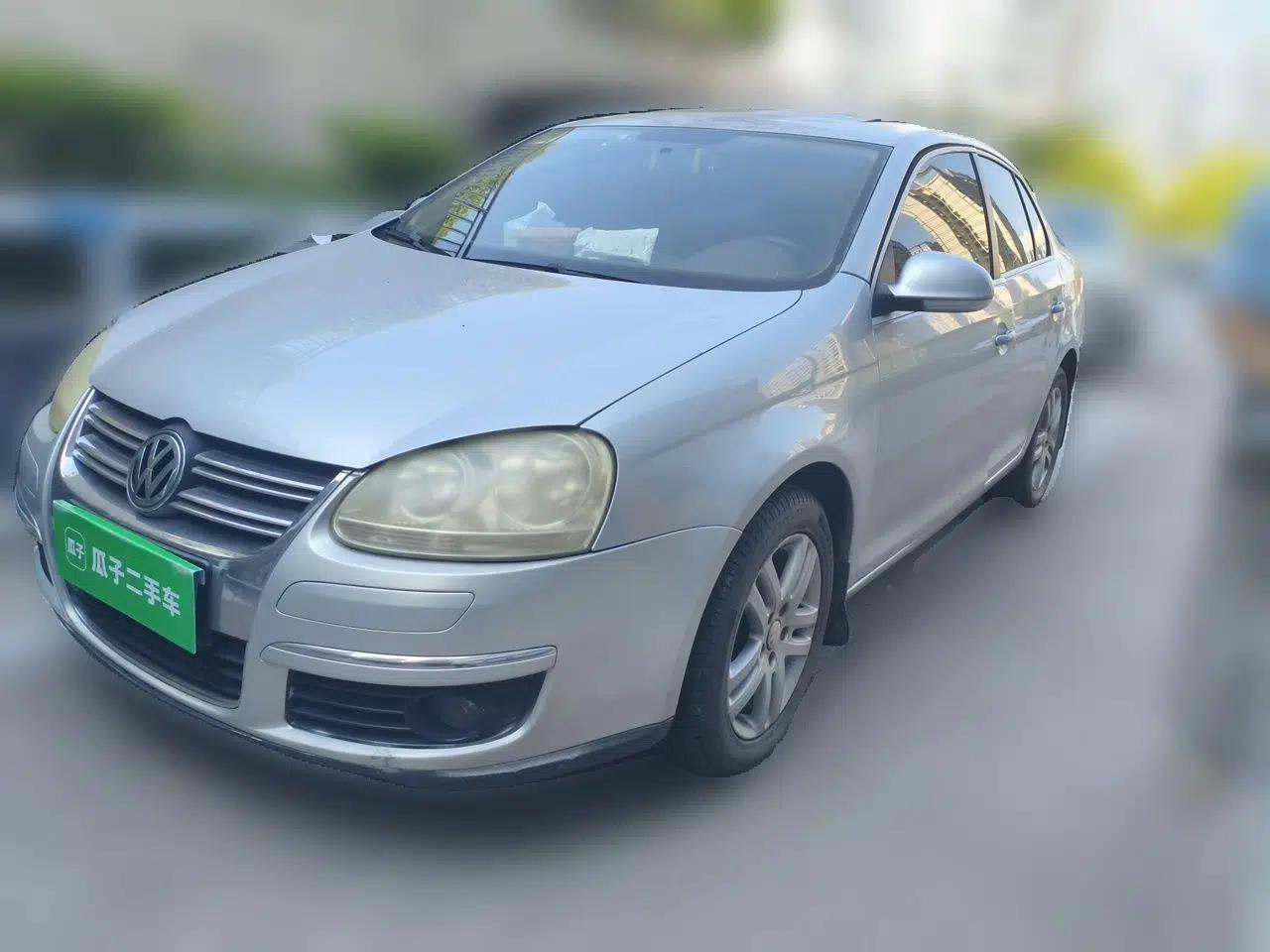 Volkswagen Sagitar 2010 1.4 TSI Automatic Luxury Model — миниатюра 1