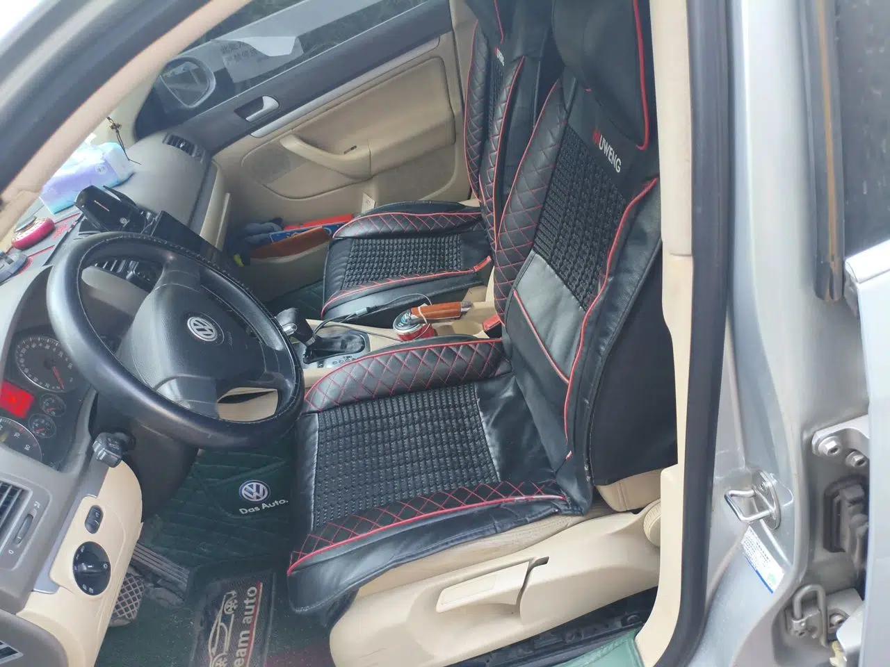 Volkswagen Sagitar 2010 1.4 TSI Automatic Luxury Model — миниатюра 15