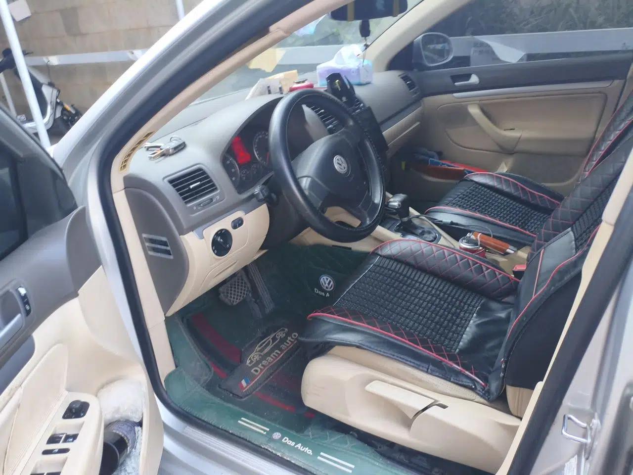 Volkswagen Sagitar 2010 1.4 TSI Automatic Luxury Model — миниатюра 16
