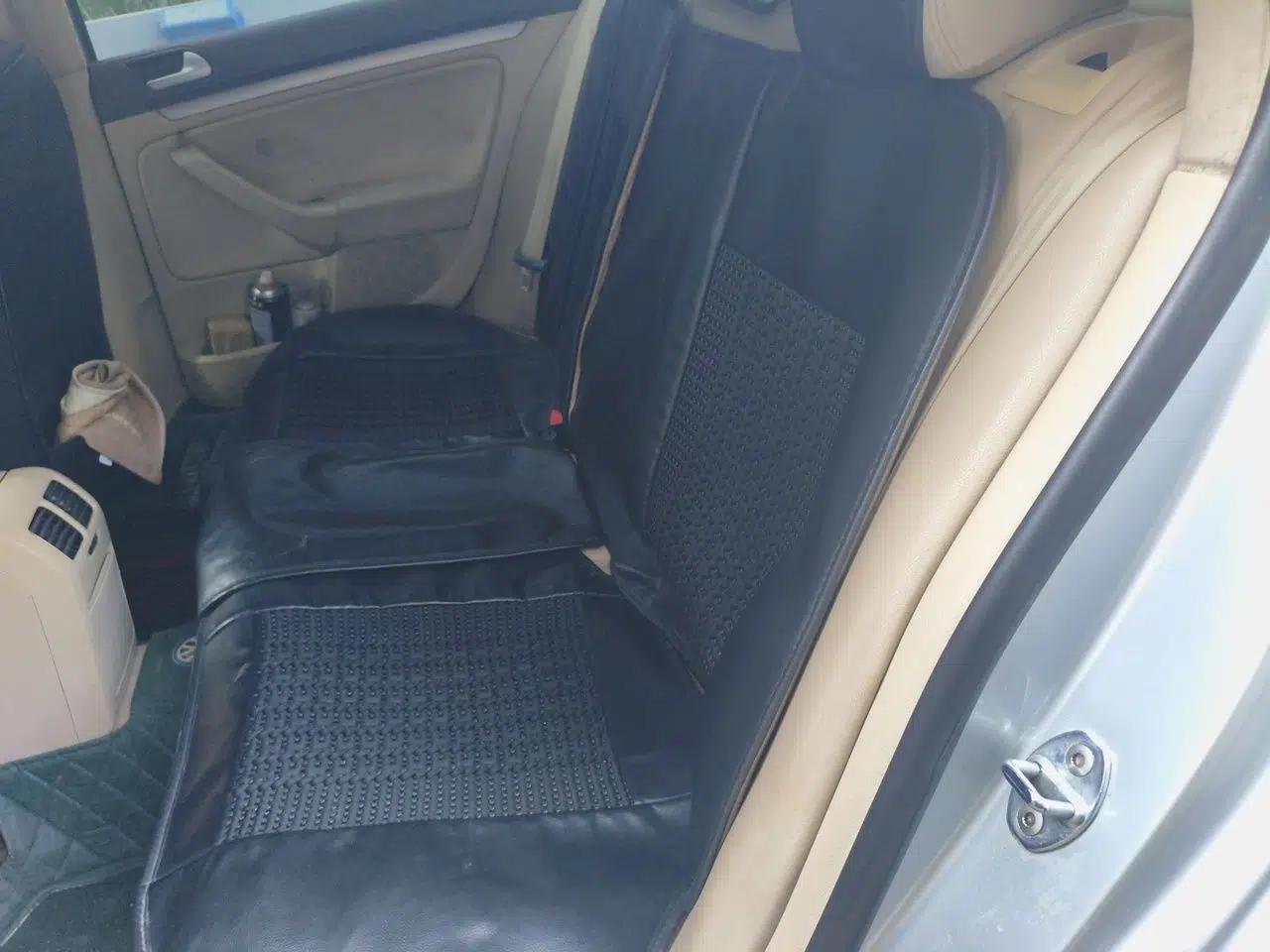 Volkswagen Sagitar 2010 1.4 TSI Automatic Luxury Model — миниатюра 17