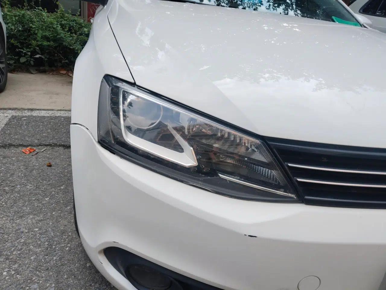 Volkswagen Sagitar 2014 1.6L Automatic Comfort Model — миниатюра 7