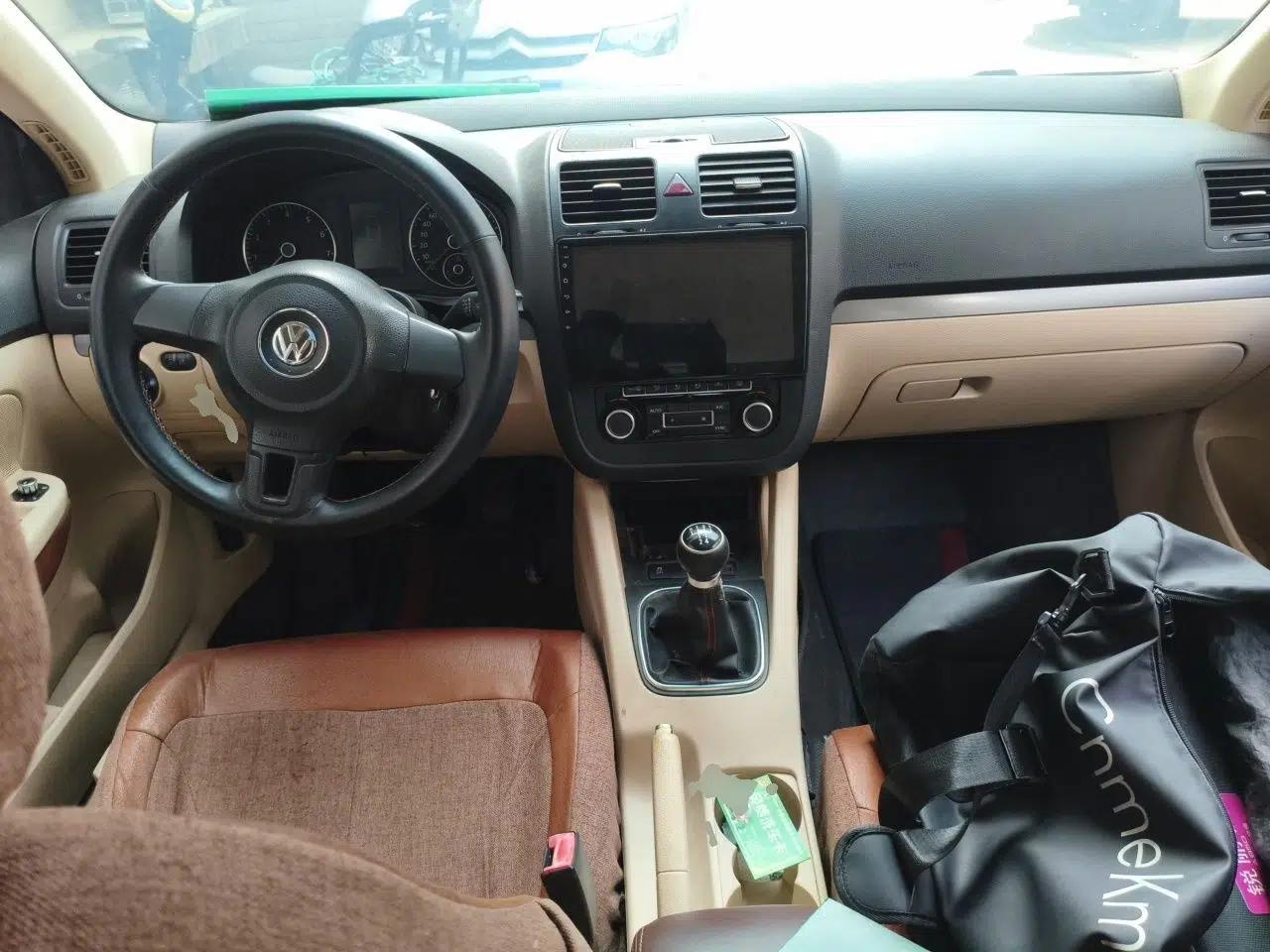 Volkswagen Sagitar 2011 1.4 TSI Manual Tech Model — миниатюра 9