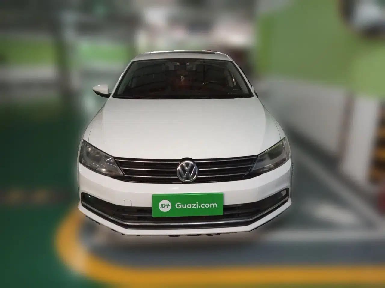 Volkswagen Sagitar 2017 180TSI Automatic Luxury Edition — миниатюра 2