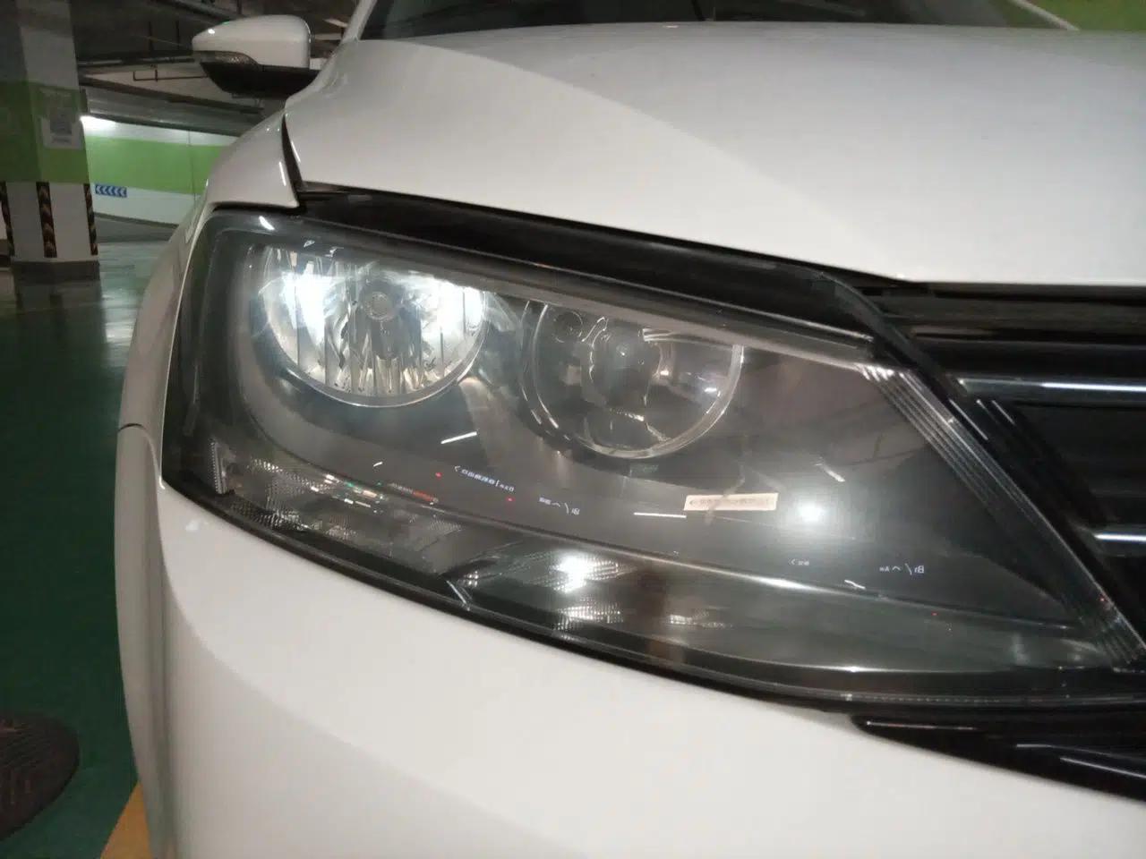 Volkswagen Sagitar 2017 180TSI Automatic Luxury Edition — миниатюра 7