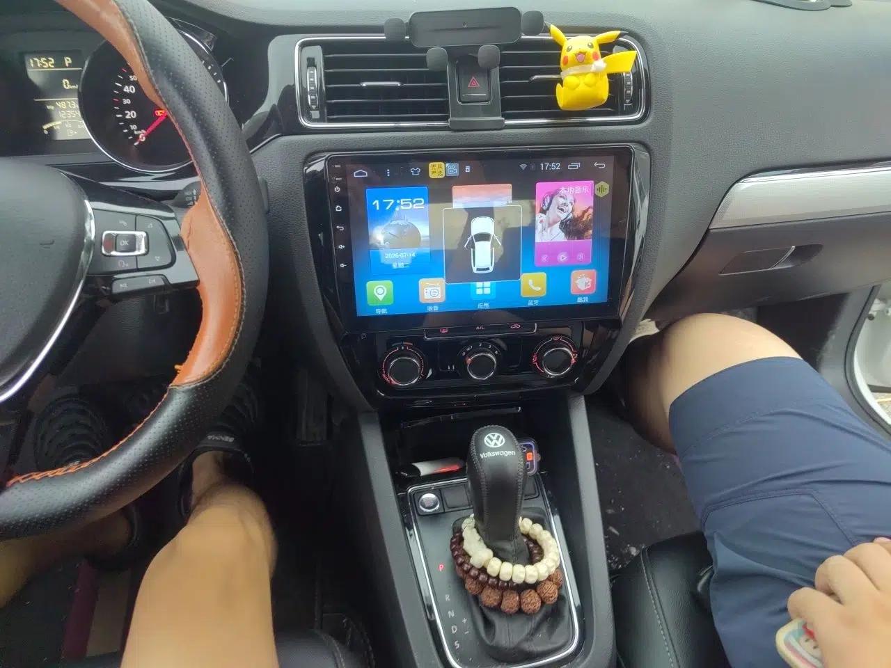 Volkswagen Sagitar 2018 1.6L Automatic Comfort Model — миниатюра 13