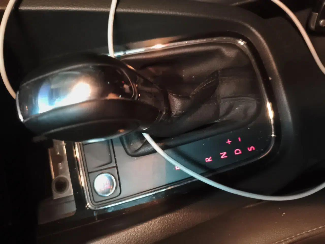 Volkswagen Sagitar 2017 1.6L Automatic Comfort Model — миниатюра 14