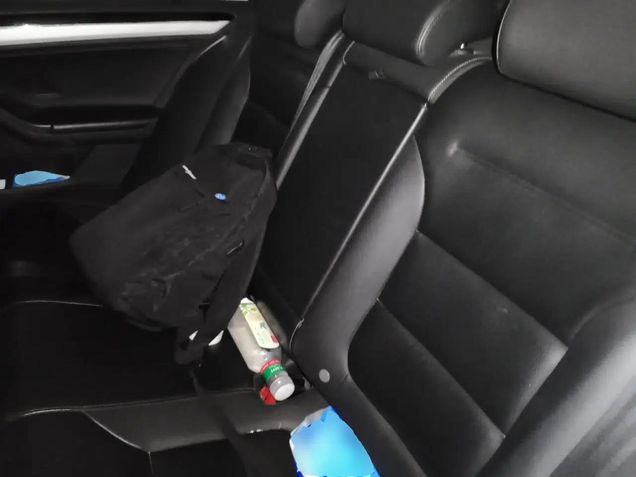 Volkswagen Sagitar 2017 1.6L Automatic Comfort Model — миниатюра 17