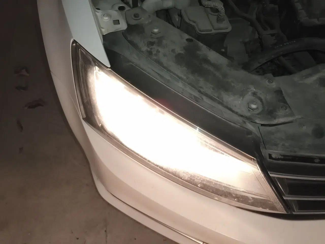 Volkswagen Sagitar 2017 1.6L Automatic Comfort Model — миниатюра 7
