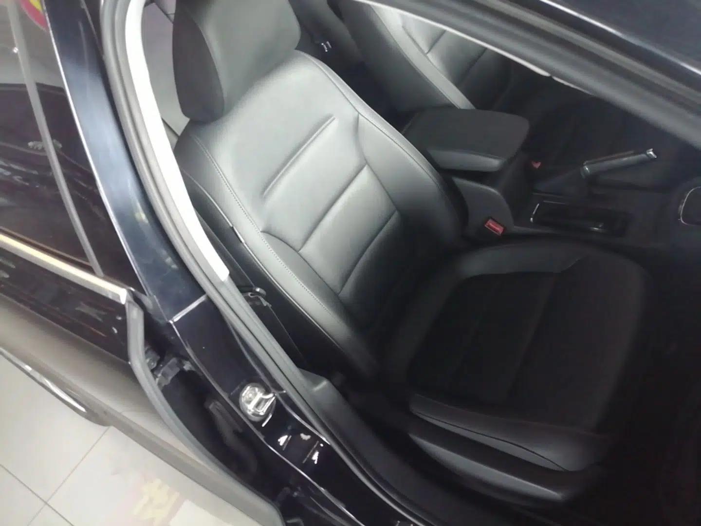 Volkswagen Sagitar 2015 230TSI Automatic Comfort Version — миниатюра 19