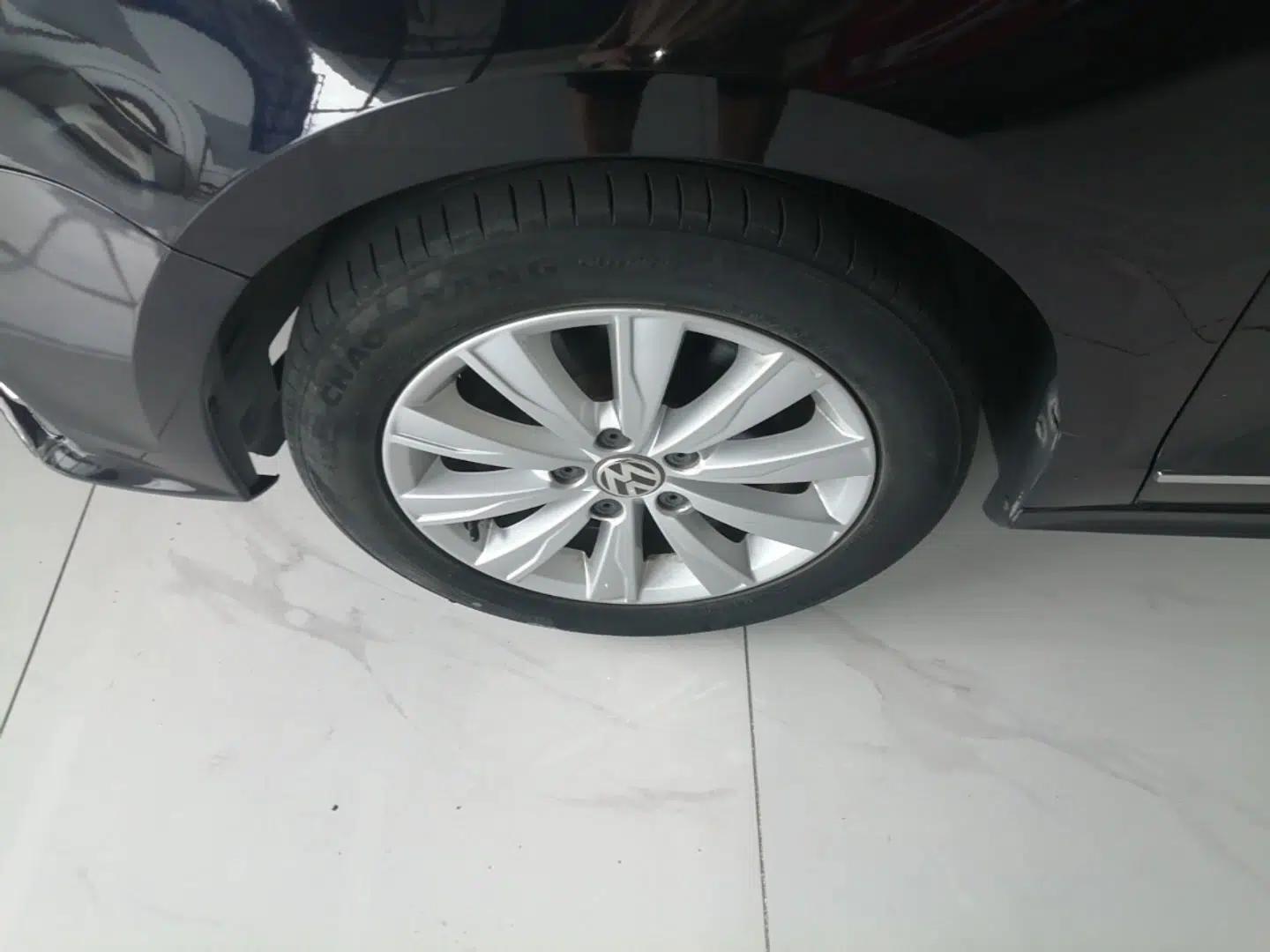 Volkswagen Sagitar 2015 230TSI Automatic Comfort Version — миниатюра 10