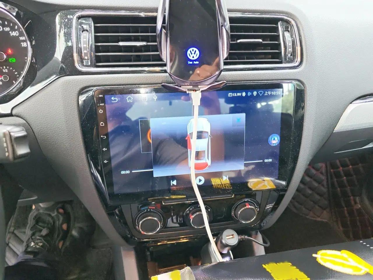 Volkswagen Sagitar 2015 230TSI Automatic Comfort Version — миниатюра 12