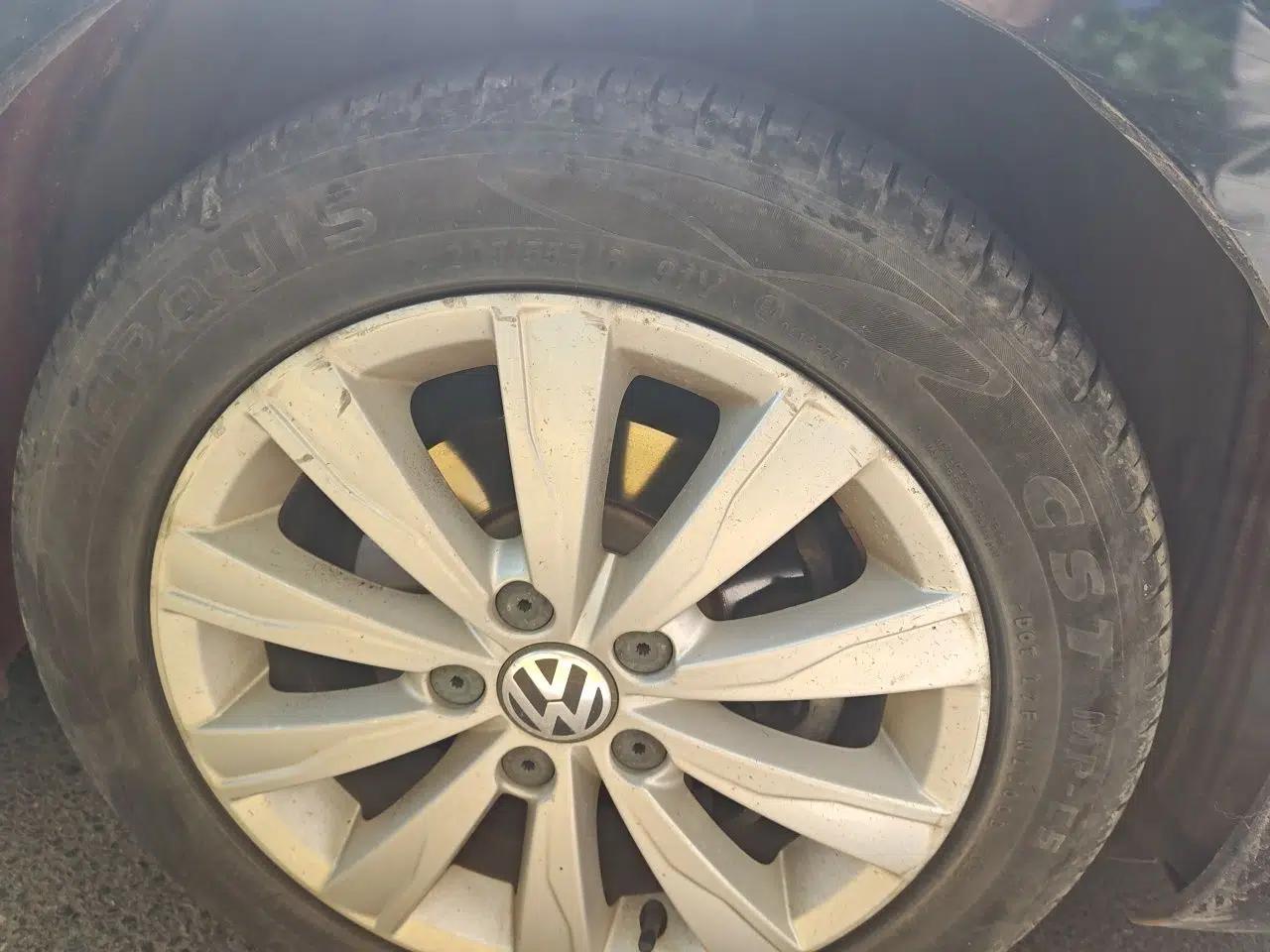 Volkswagen Sagitar 2014 1.6L Automatic Comfort Model — миниатюра 8