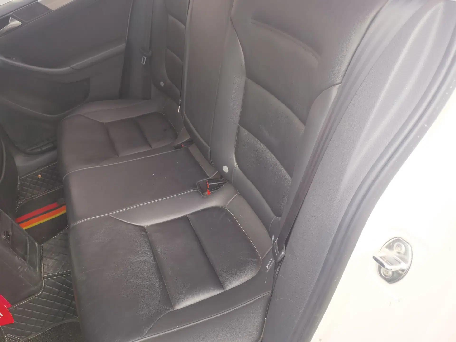 Volkswagen Sagitar 2014 1.4TSI Automatic Luxury Model — миниатюра 17