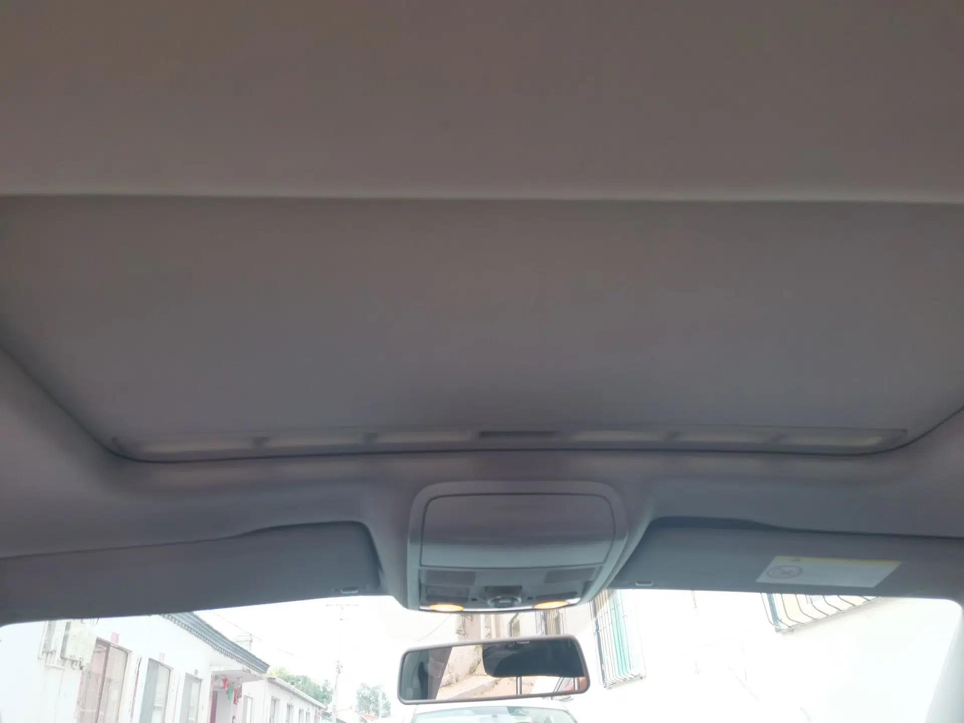 Volkswagen Sagitar 2014 1.4TSI Automatic Luxury Model — миниатюра 18
