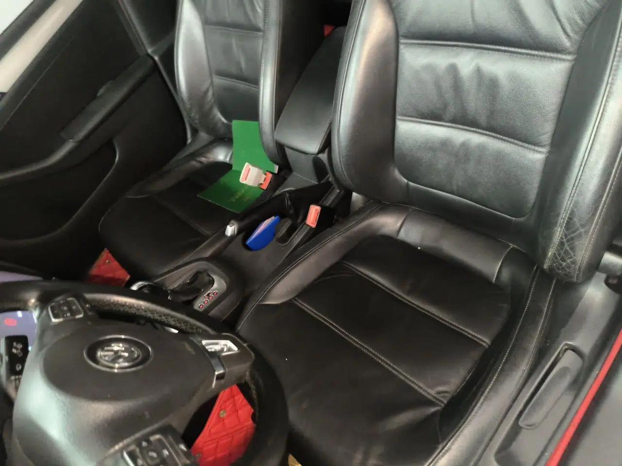 Volkswagen Sagitar 2012 1.4TSI Automatic Luxury Edition — миниатюра 15
