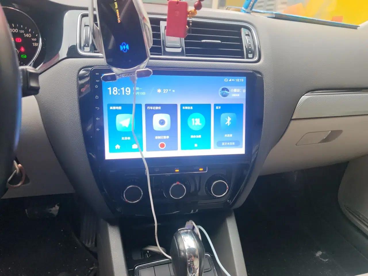 Volkswagen Sagitar 2015 230TSI Automatic Comfort Version — миниатюра 13