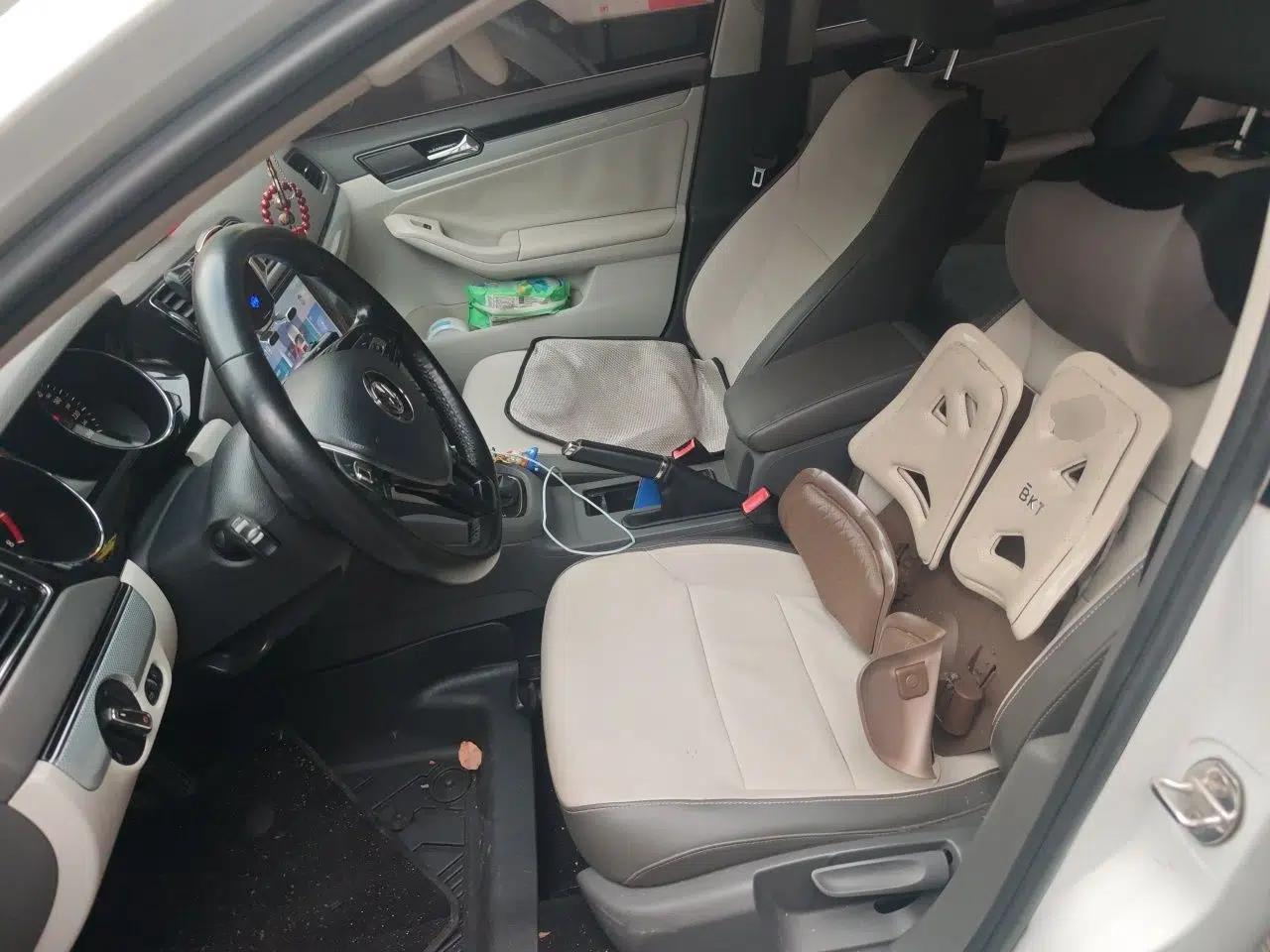 Volkswagen Sagitar 2015 230TSI Automatic Comfort Version — миниатюра 15