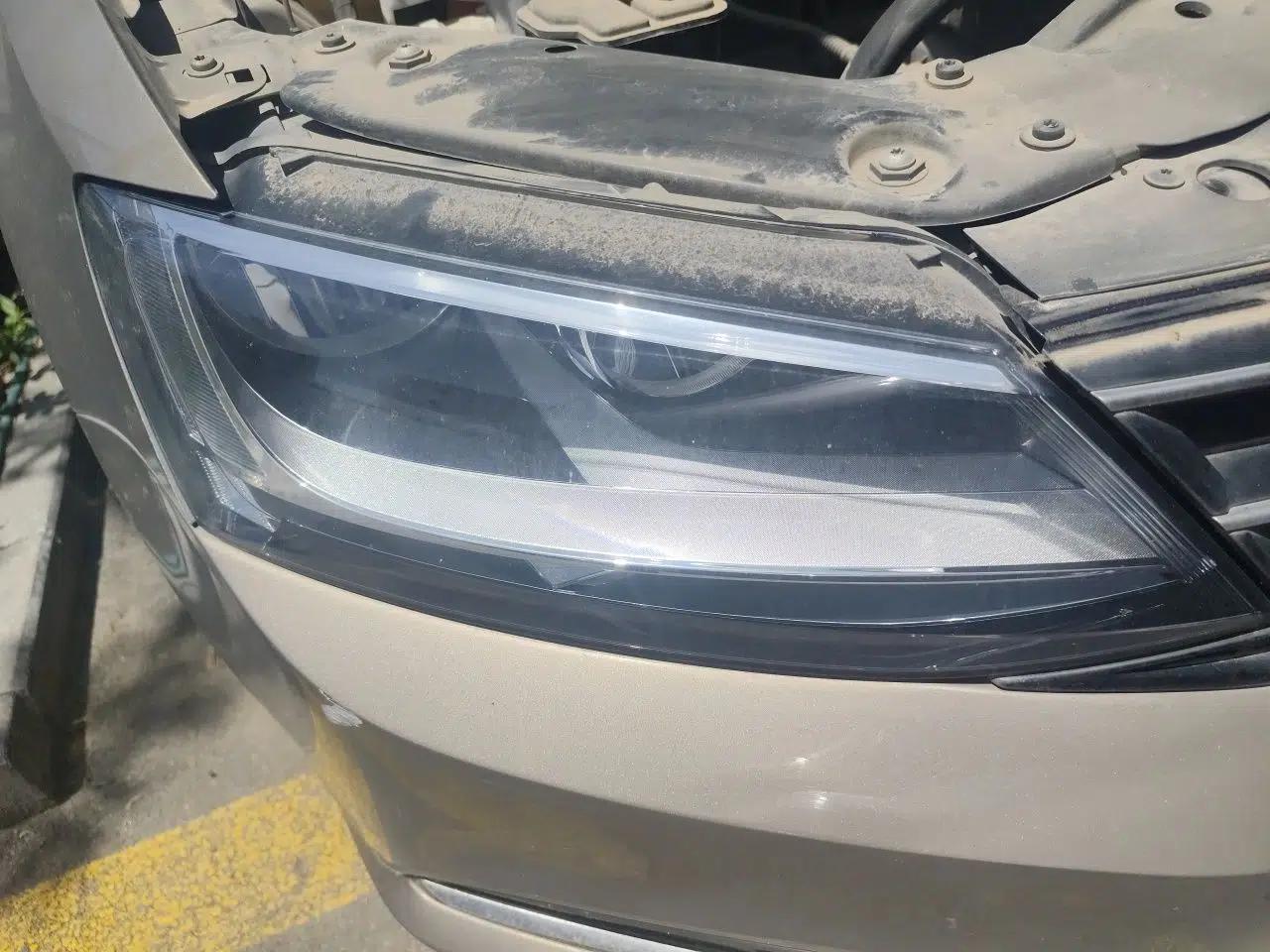Volkswagen Sagitar 2015 1.6L Automatic Comfort Model — миниатюра 7
