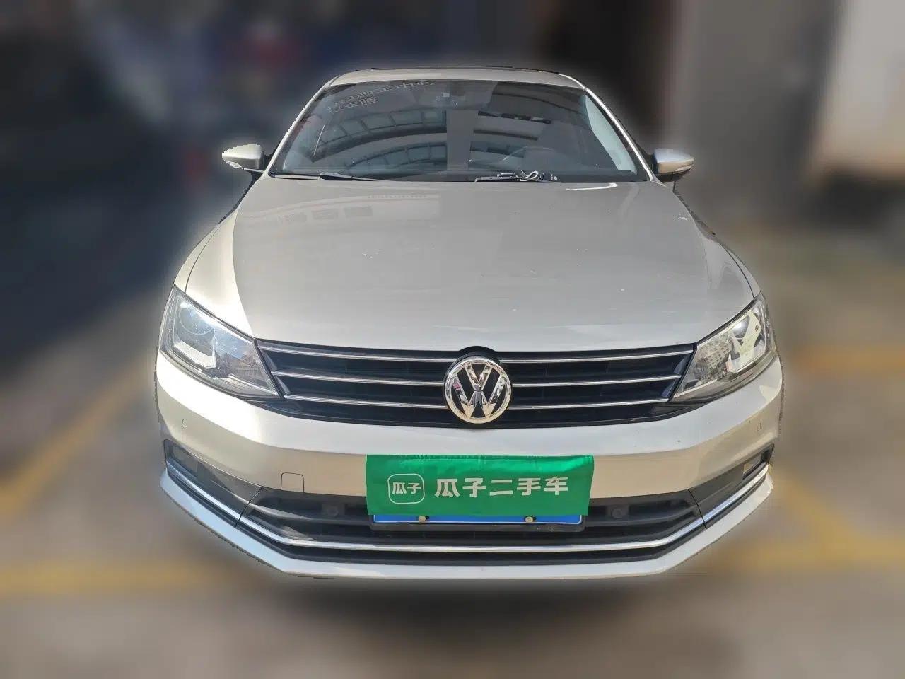 Volkswagen Sagitar 2017 230TSI Automatic Luxury Edition — миниатюра 2