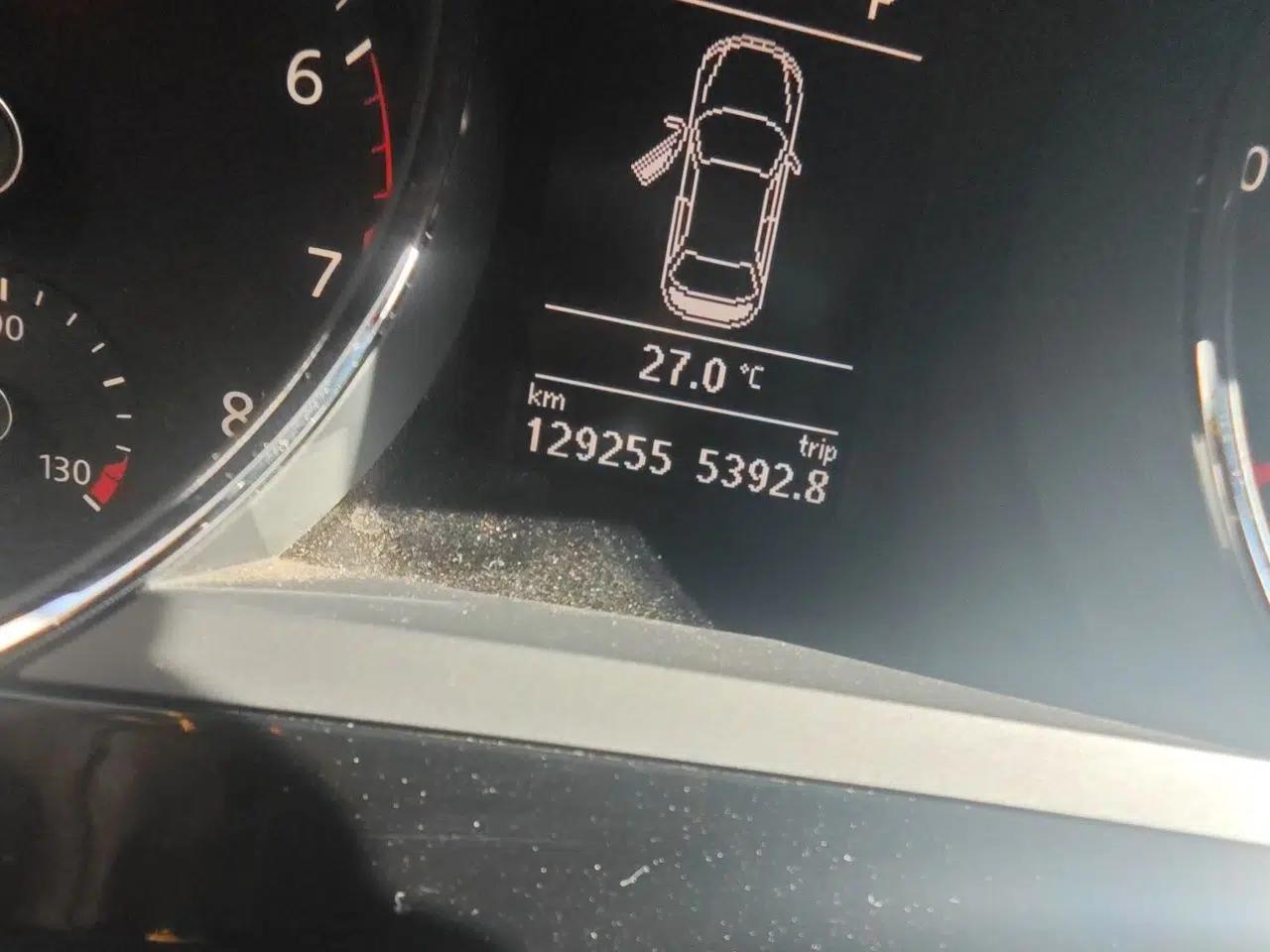 Volkswagen Sagitar 2017 230TSI Automatic Luxury Edition — миниатюра 12