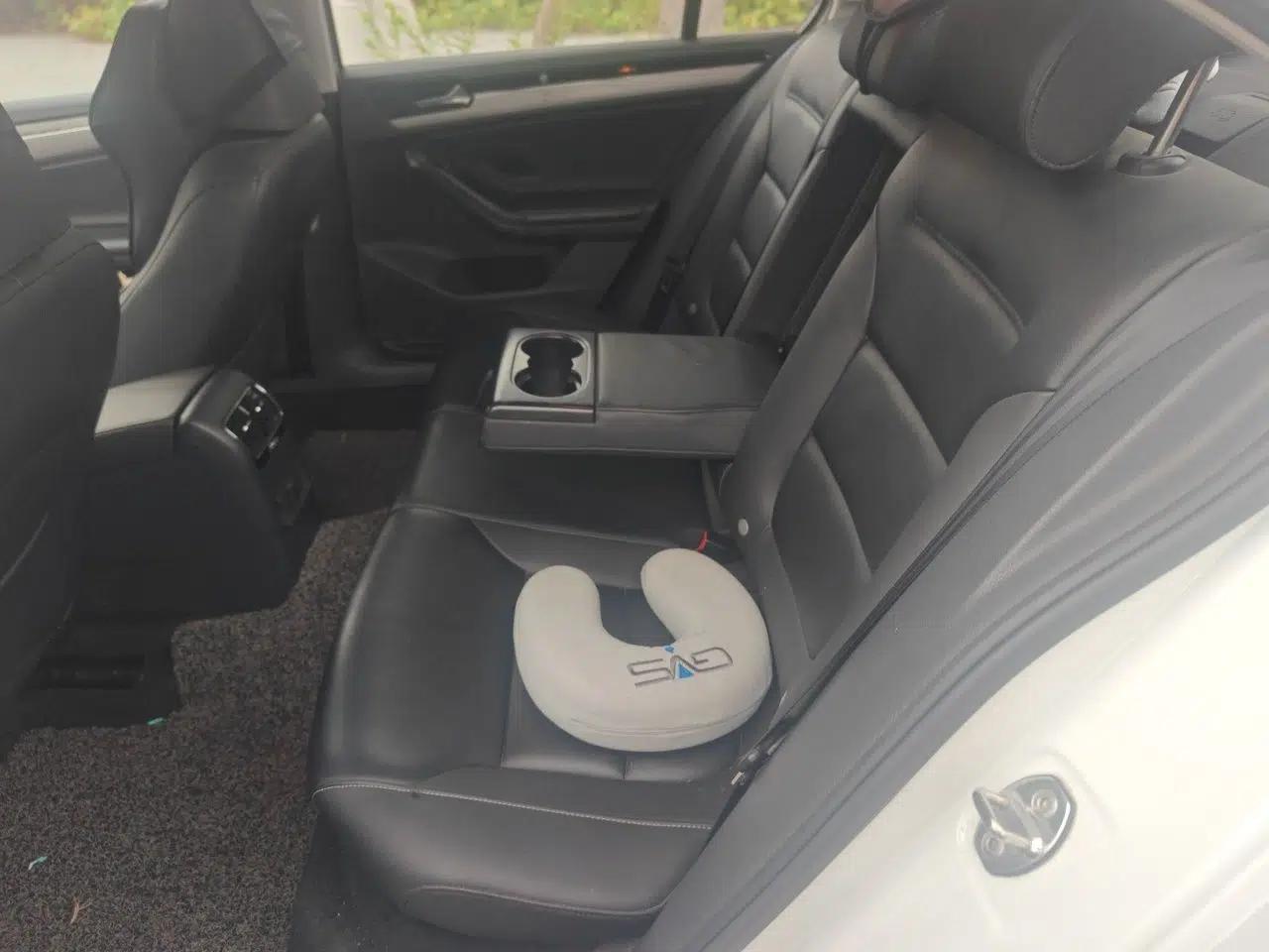 Volkswagen Sagitar 2017 1.6L Automatic Comfort Model — миниатюра 17