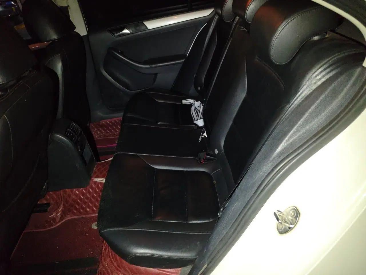 Volkswagen Sagitar 2014 Revised Version 1.4TSI Automatic Luxury Edition — миниатюра 17