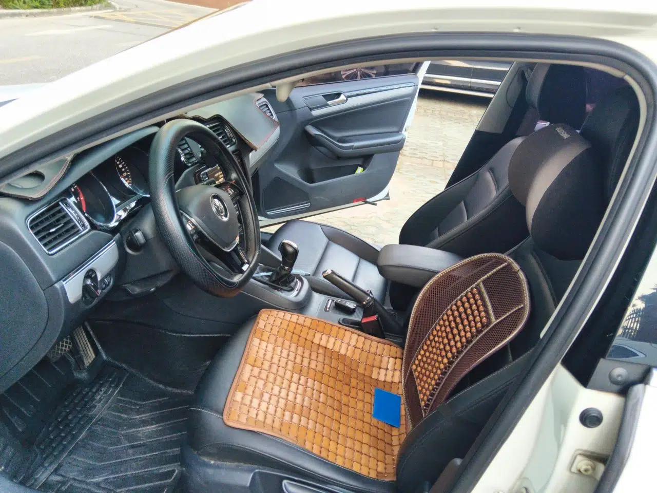 Volkswagen Sagitar 2018 1.6L Automatic Comfort Model — миниатюра 16