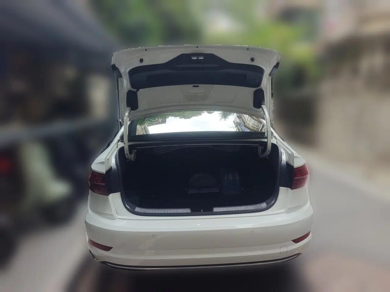 Volkswagen Sagitar 2019 200TSI DSG Comfort Version China VI Standard — миниатюра 19