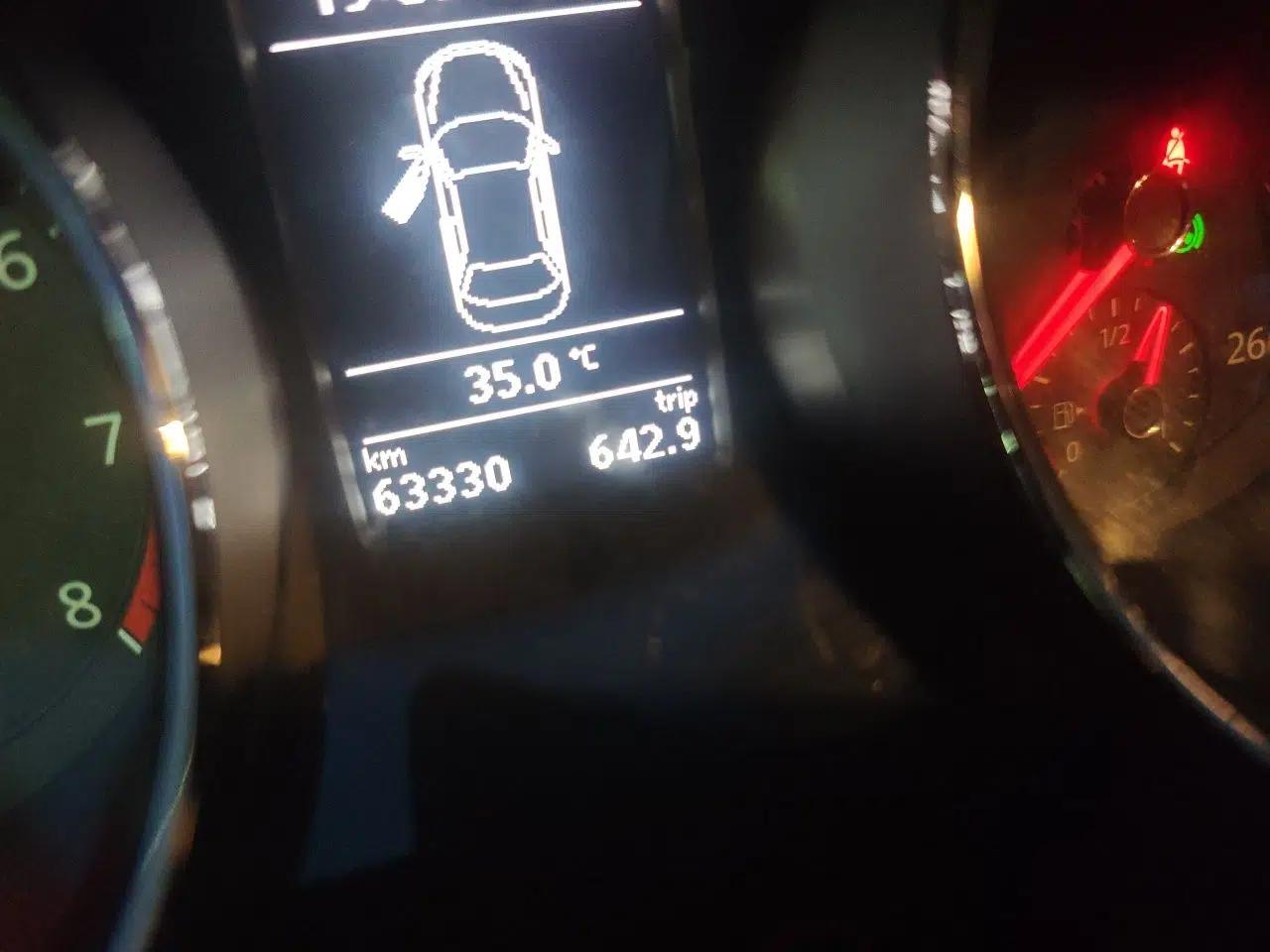 Volkswagen Sagitar 2018 280TSI DSG Ignite Edition — миниатюра 12