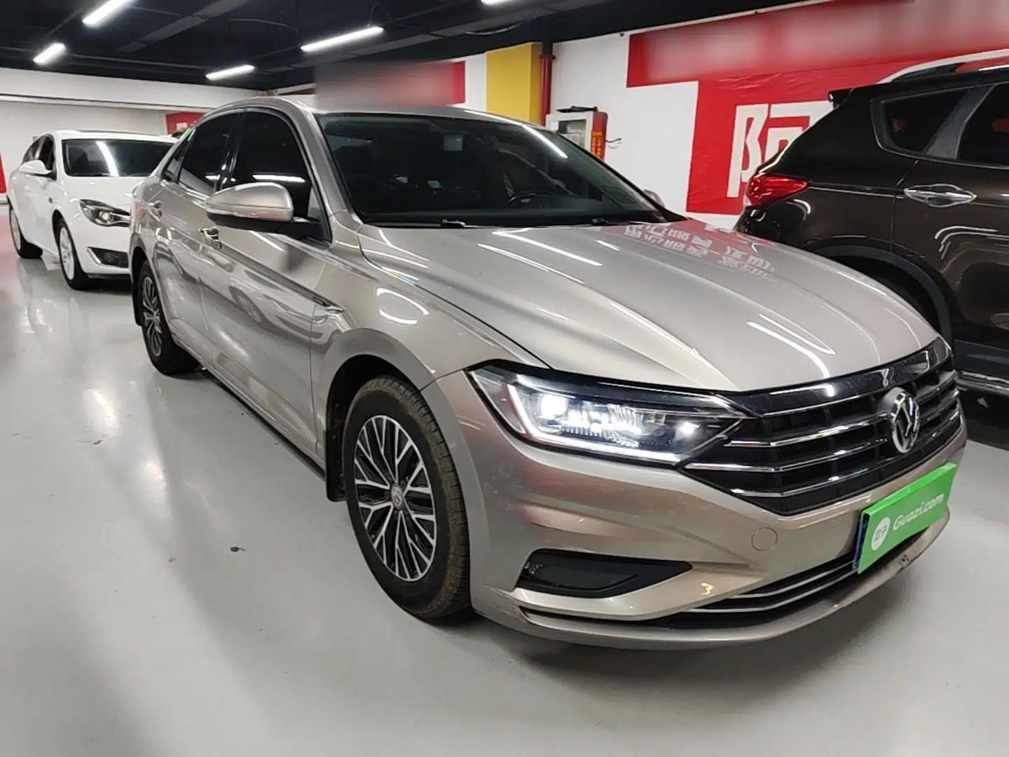 Volkswagen Sagitar 2020 200TSI DSG Comfort Version China VI Standard — миниатюра 3