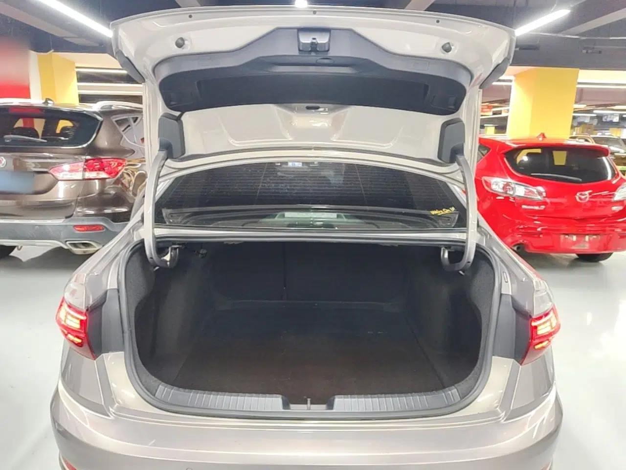 Volkswagen Sagitar 2020 200TSI DSG Comfort Version China VI Standard — миниатюра 27
