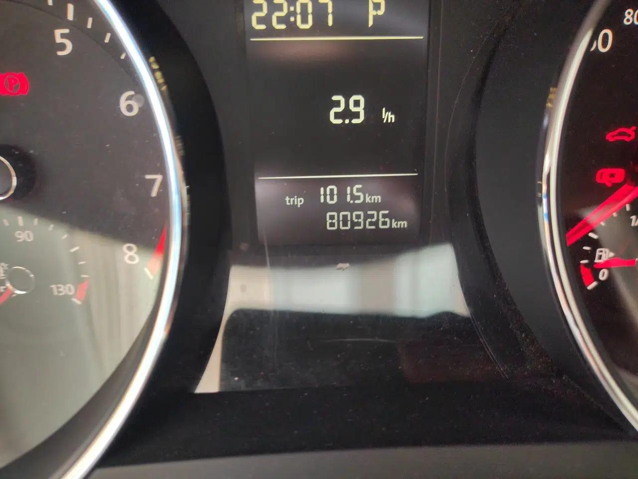 Volkswagen Sagitar 2017 230TSI Automatic Comfort Version — миниатюра 11
