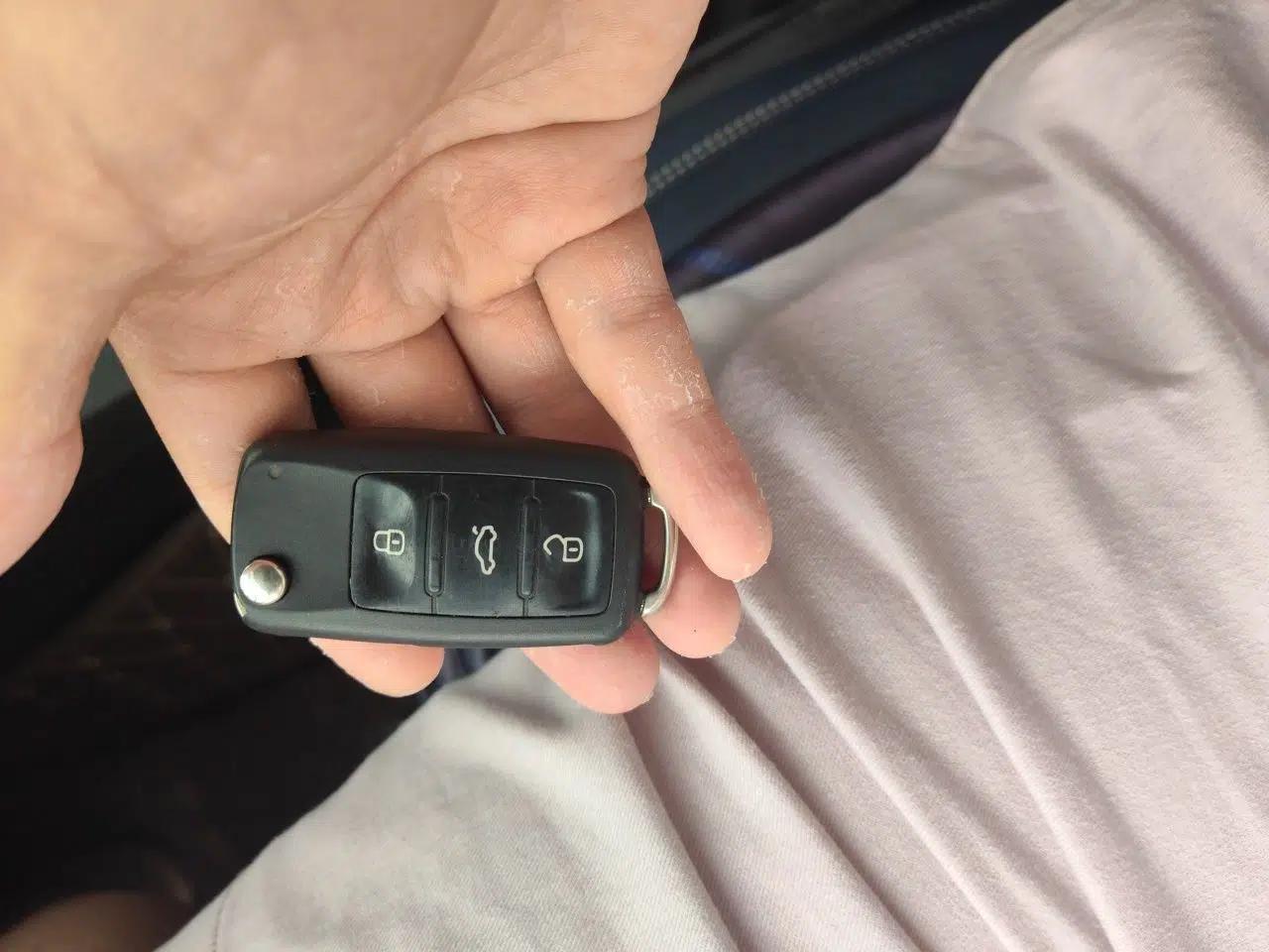 Volkswagen Sagitar 2017 230TSI Automatic Comfort Version — миниатюра 17