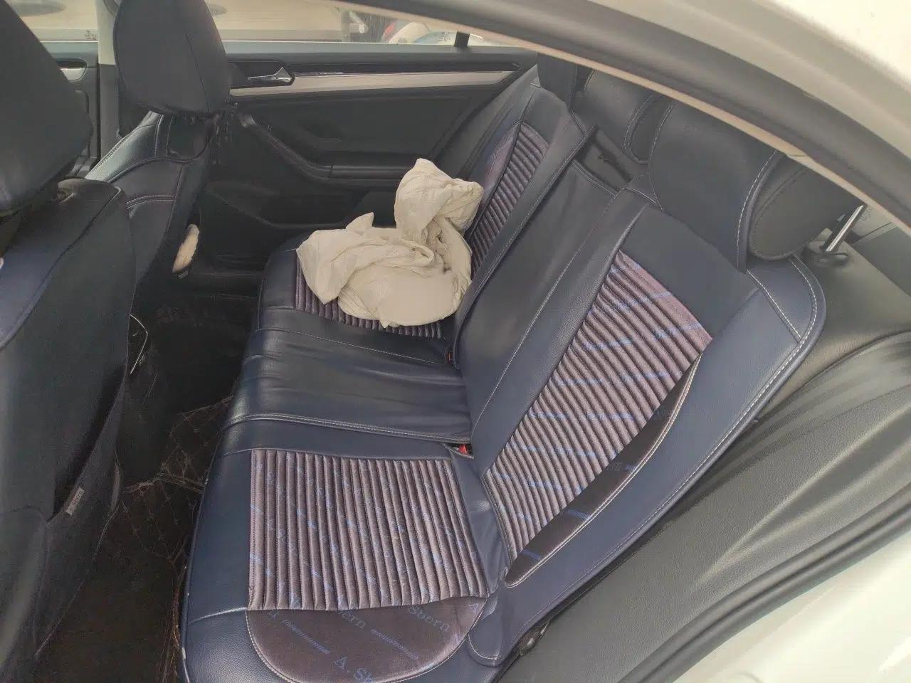 Volkswagen Sagitar 2017 230TSI Automatic Comfort Version — миниатюра 20