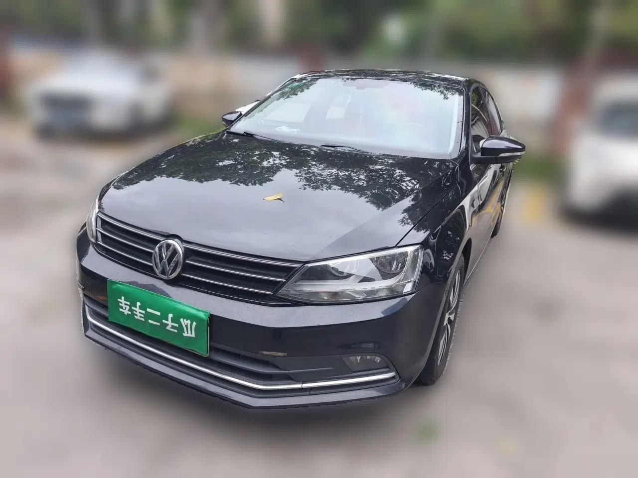 Volkswagen Sagitar 2018 1.6L Automatic Comfort Model — миниатюра 1