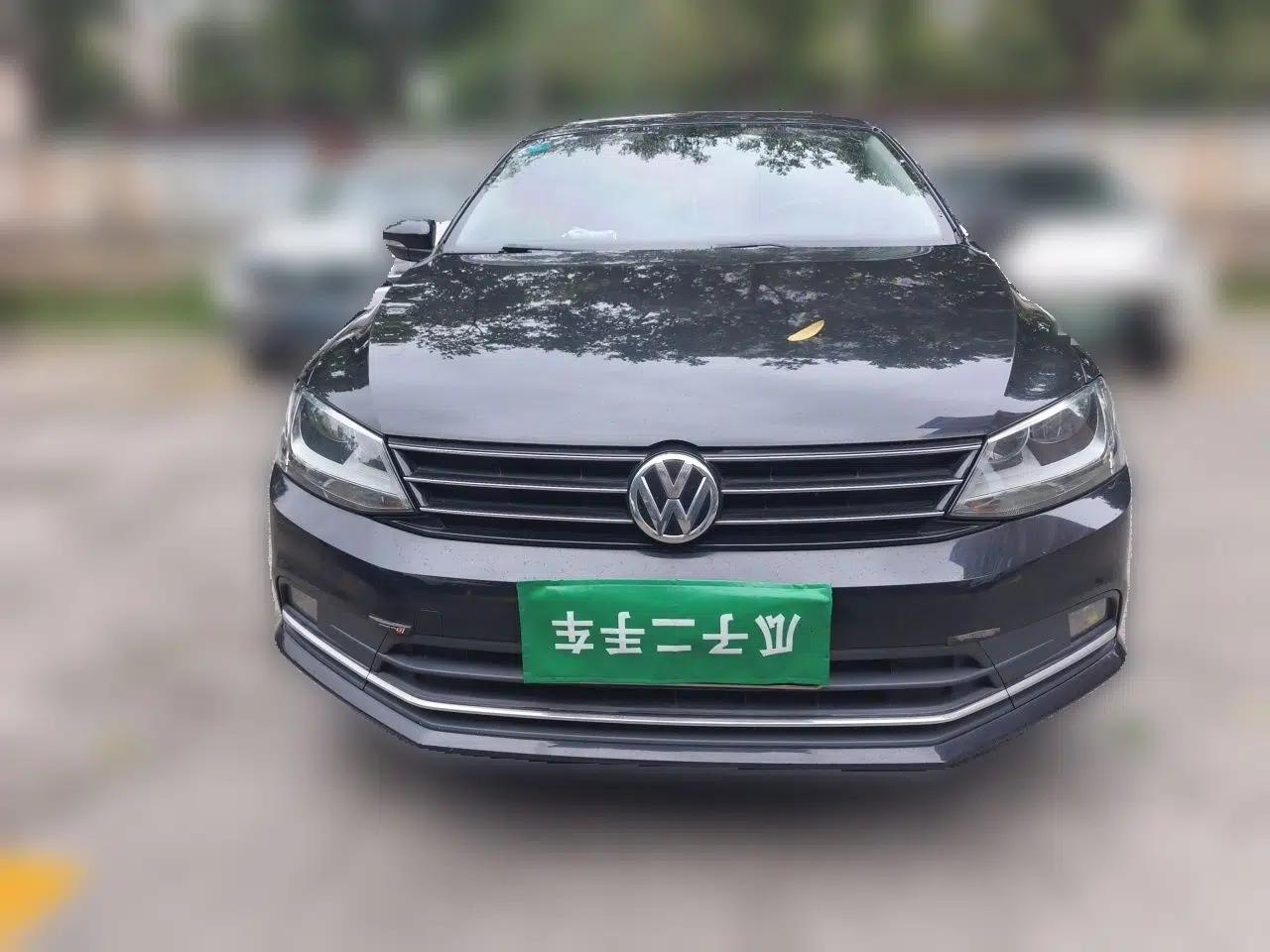 Volkswagen Sagitar 2018 1.6L Automatic Comfort Model — миниатюра 2