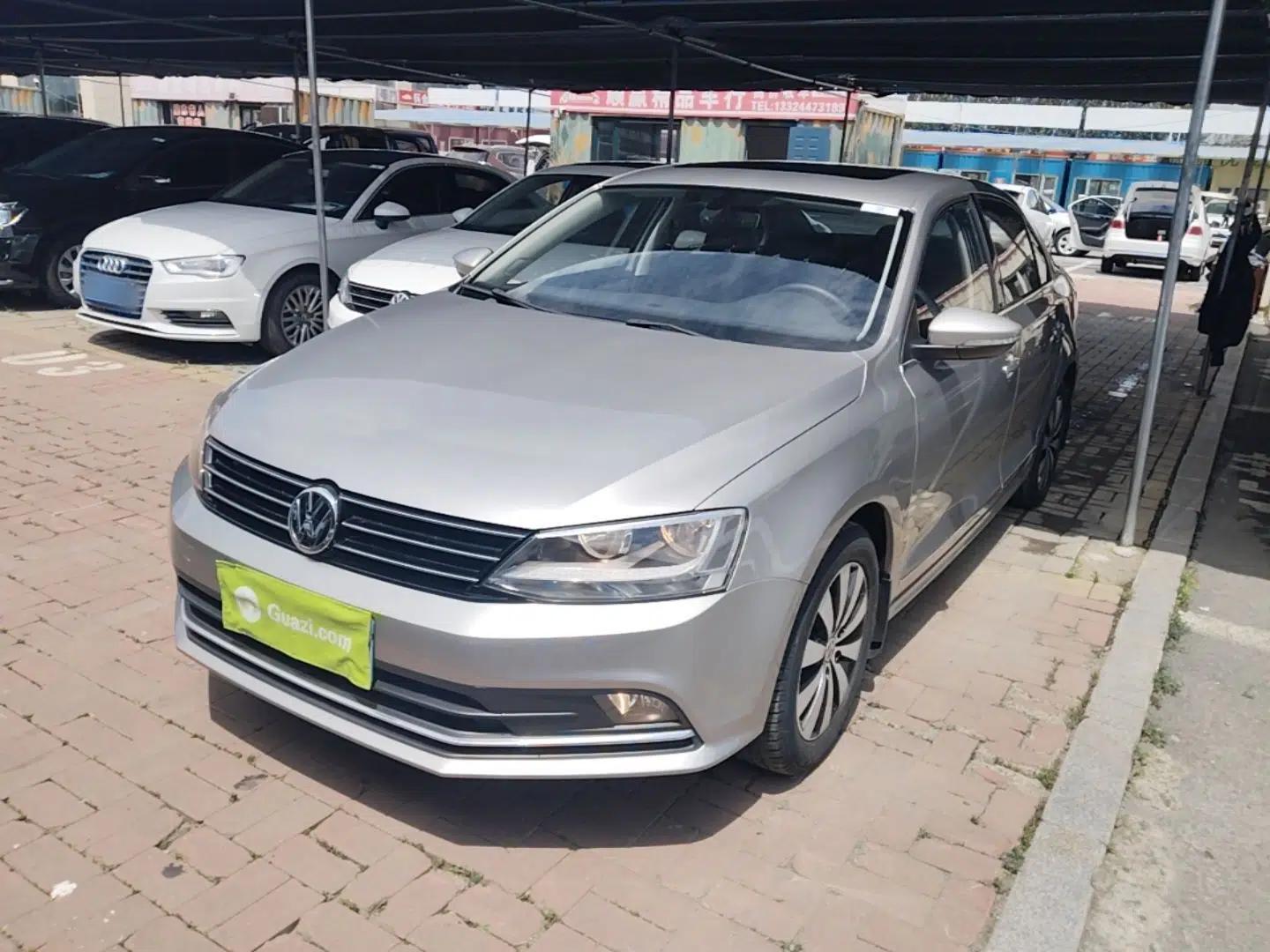 Volkswagen Sagitar 2018 1.6L Automatic Comfort Model — миниатюра 1