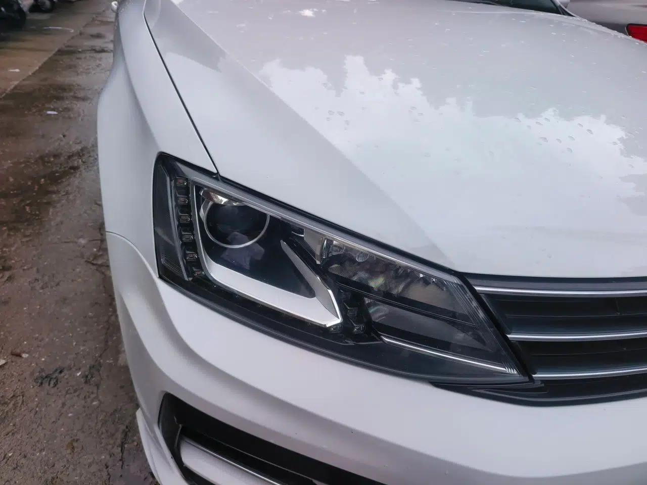 Volkswagen Sagitar 2018 280TSI DSG Ignite Edition — миниатюра 7