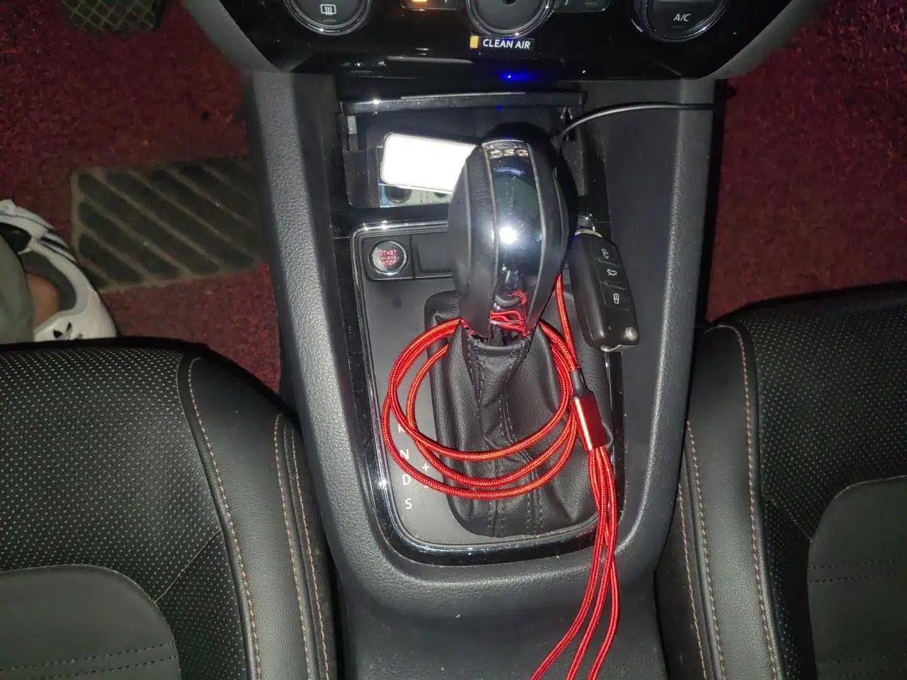 Volkswagen Sagitar 2018 280TSI DSG Luxury Model — миниатюра 14