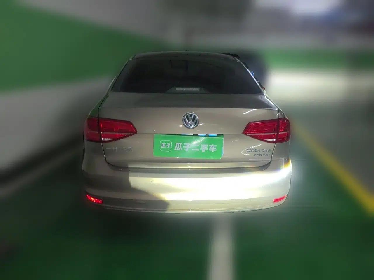 Volkswagen Sagitar 2018 280TSI DSG Luxury Model — миниатюра 5