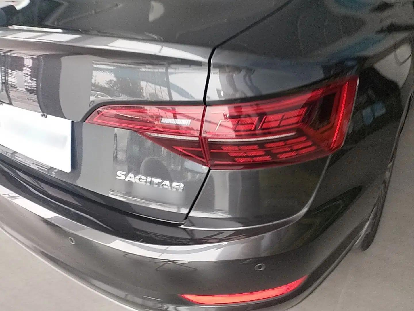 Volkswagen Sagitar 2022 280TSI DSG Excellence Edition — миниатюра 9