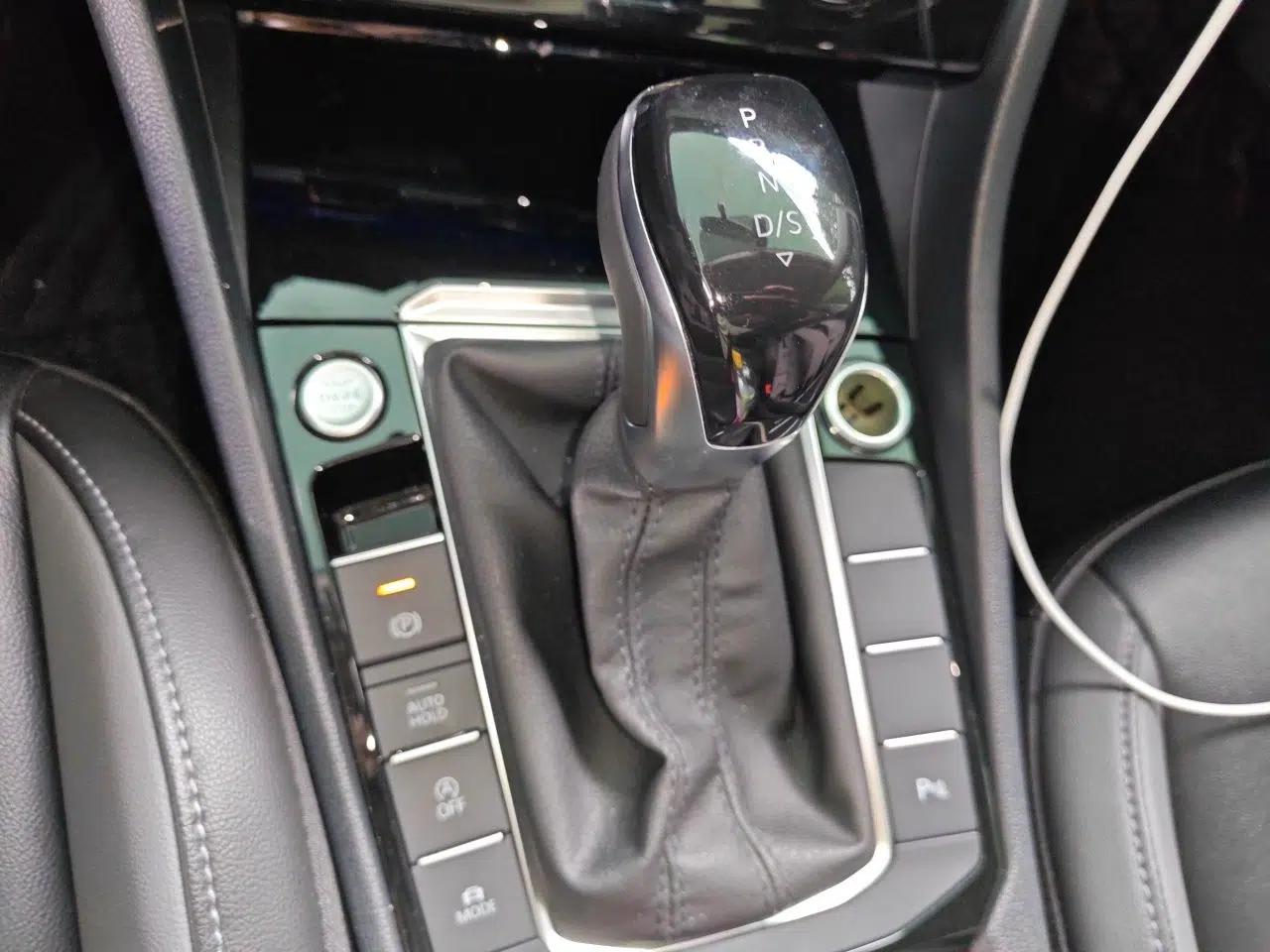 Volkswagen Sagitar 2022 280TSI DSG Excellence Edition — миниатюра 14