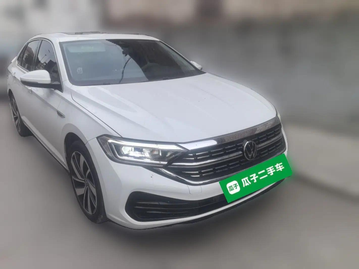 Volkswagen Sagitar 2023 300TSI DSG Excellence Edition — миниатюра 3