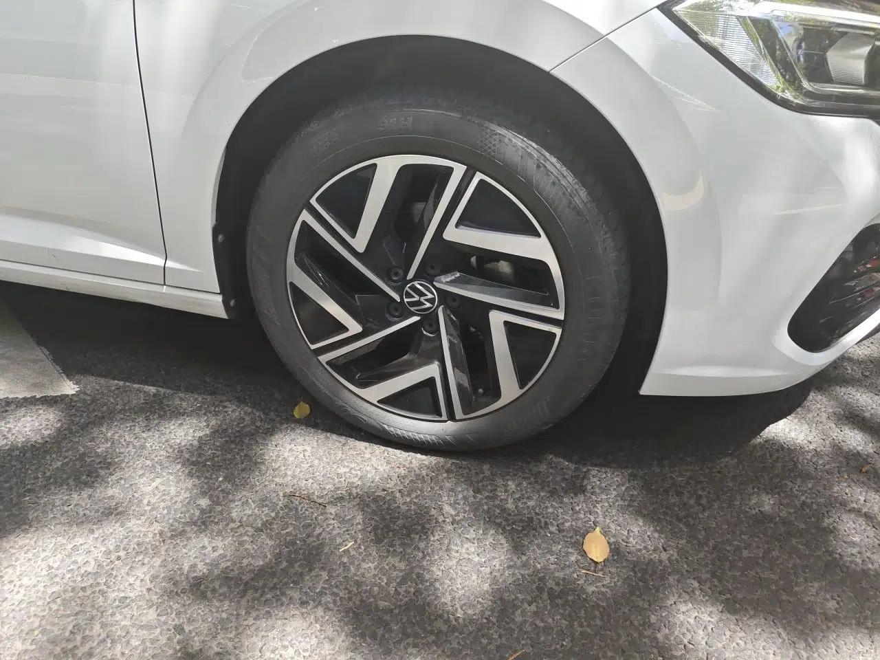Volkswagen Sagitar 2023 300TSI DSG Excellence Edition — миниатюра 5