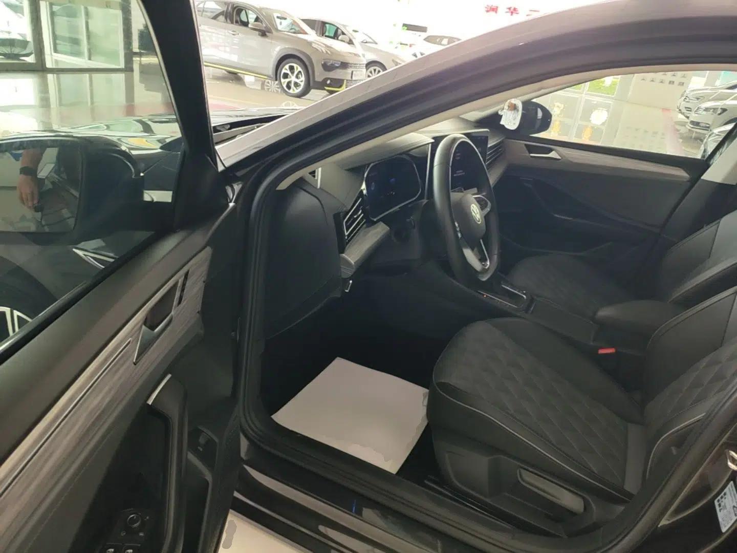 Volkswagen Sagitar 2023 300TSI DSG Excellence Edition — миниатюра 18